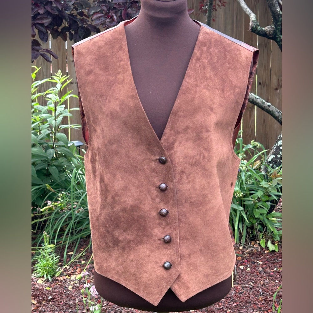 VINTAGE DAVID ELIOT sM suede vest-lined-back w/tie & equestrian print-looks NEW!